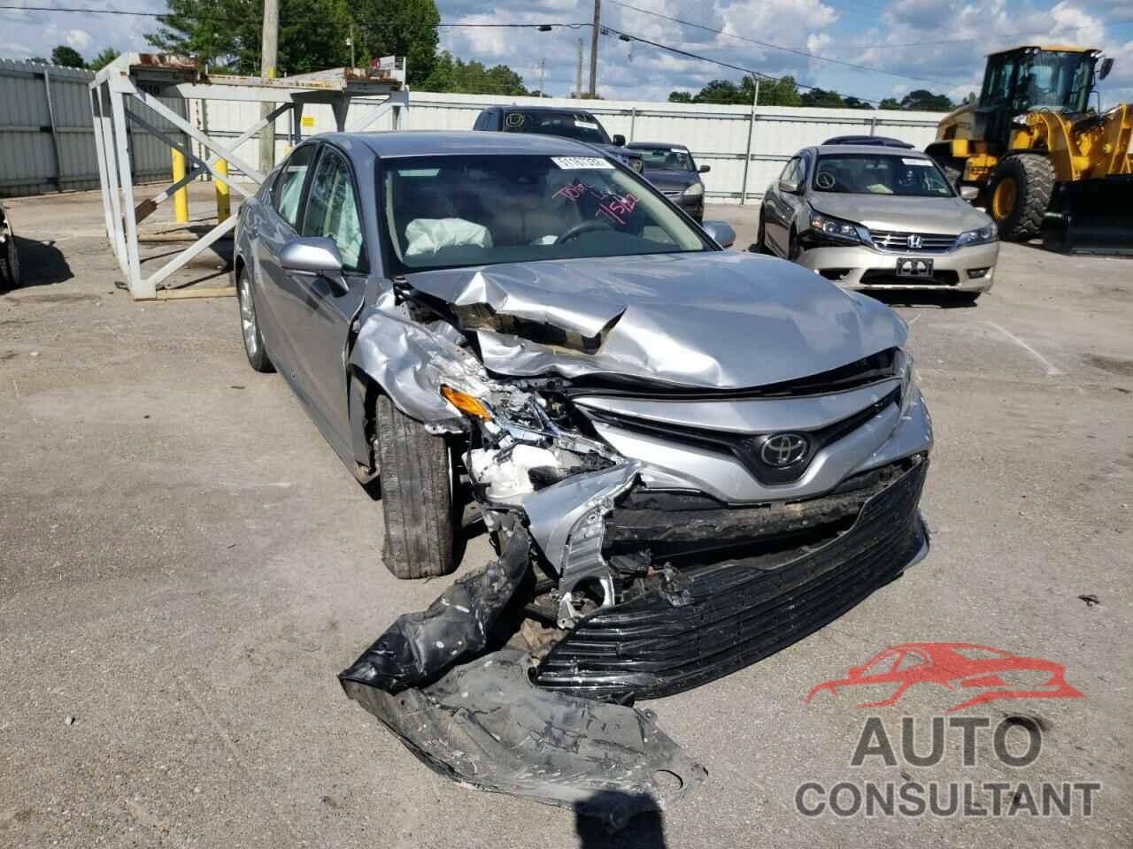 TOYOTA CAMRY 2018 - 4T1B11HK9JU503517