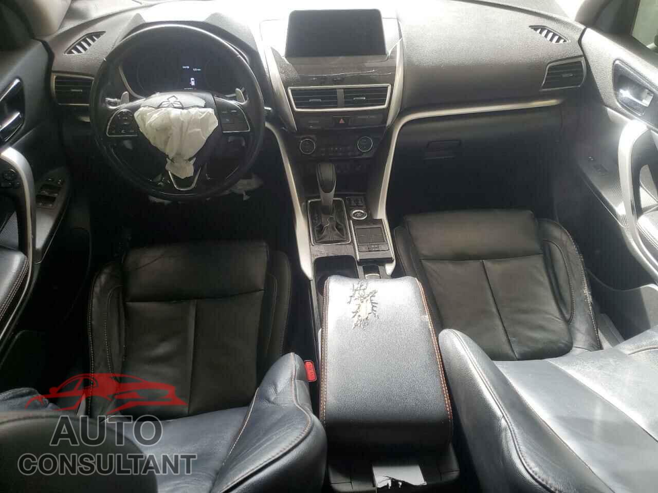 MITSUBISHI ECLIPSE 2018 - JA4AT5AA4JZ048351