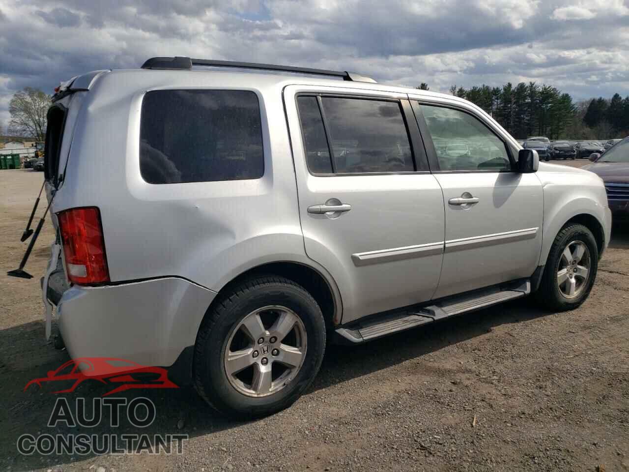 HONDA PILOT 2009 - 5FNYF486X9B038464
