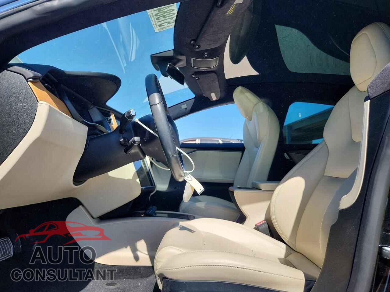 TESLA MODEL S 2021 - 5YJSA1E29MF425715