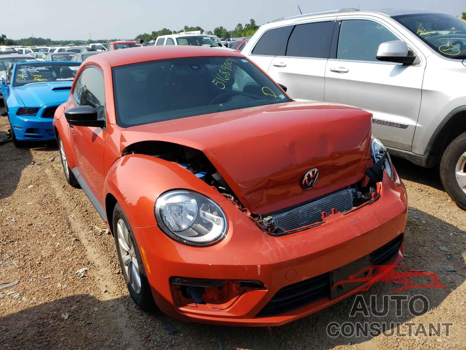 VOLKSWAGEN BEETLE 2017 - 3VWF17AT1HM602954