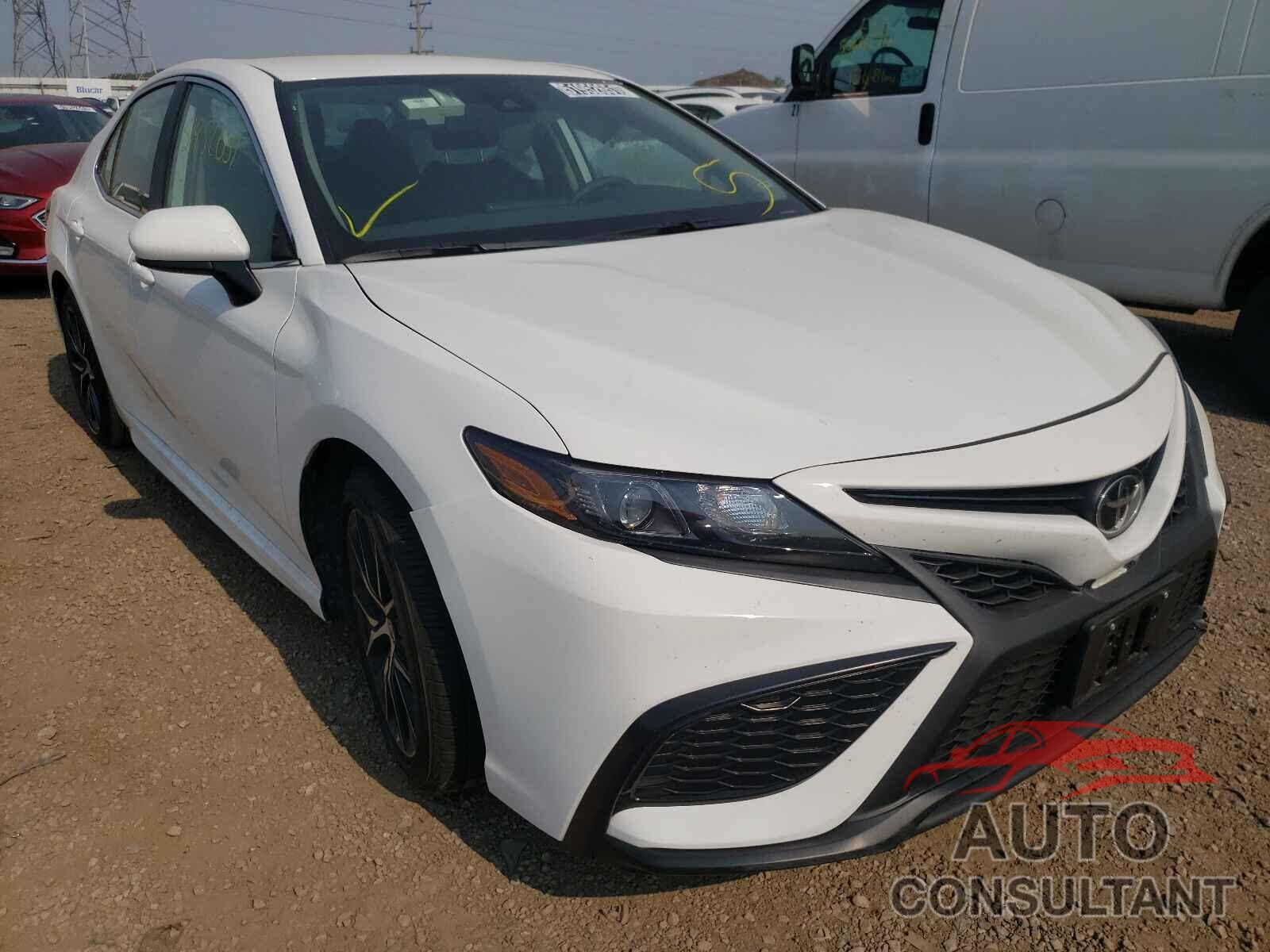 TOYOTA CAMRY 2021 - 4T1G11AK3MU577245