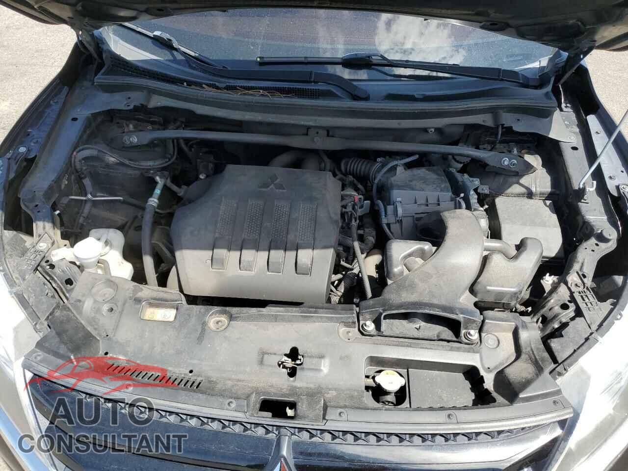 MITSUBISHI ECLIPSE 2018 - JA4AT4AA3JZ044138