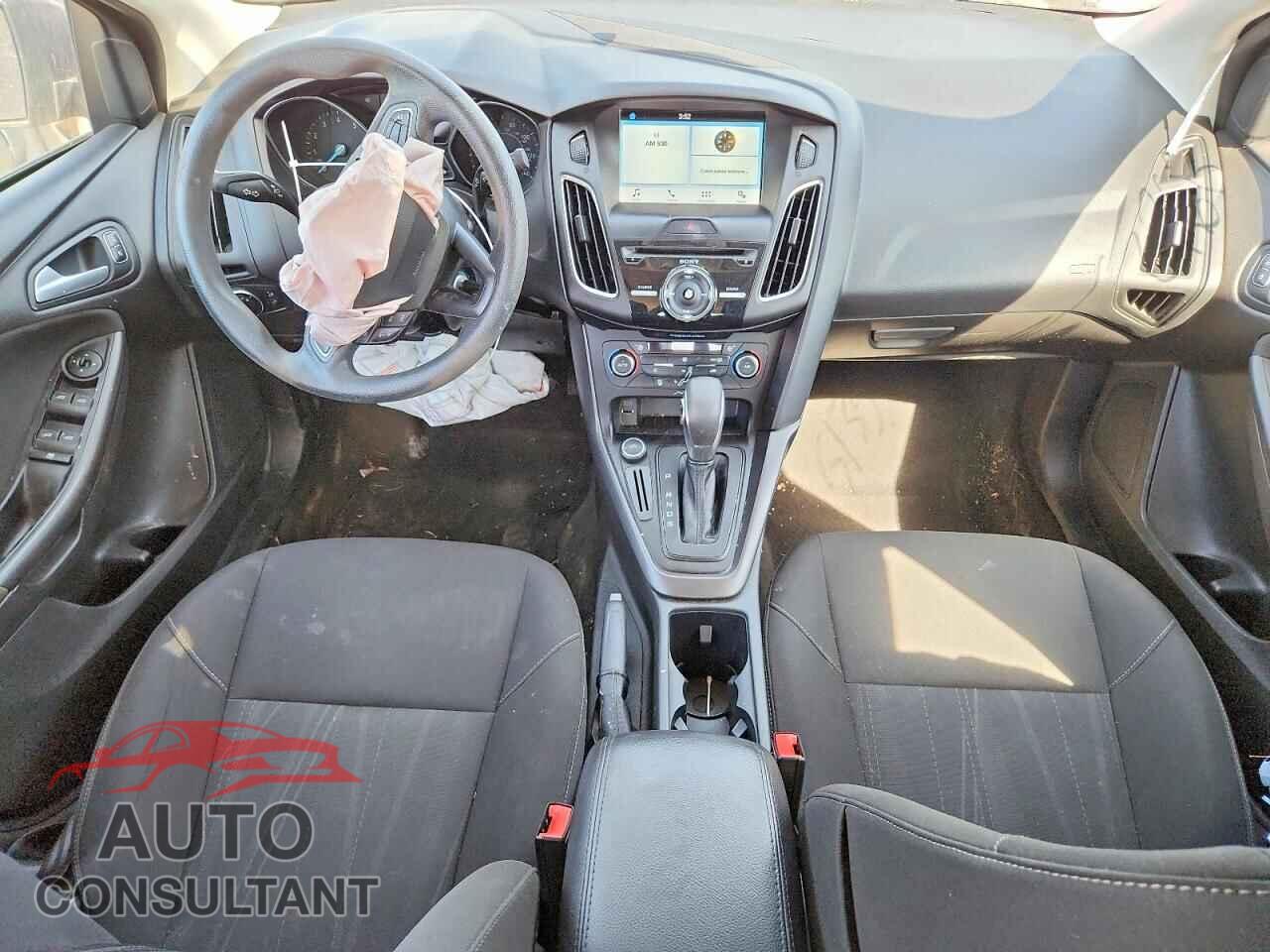 FORD FOCUS 2017 - 1FADP3H24HL252726