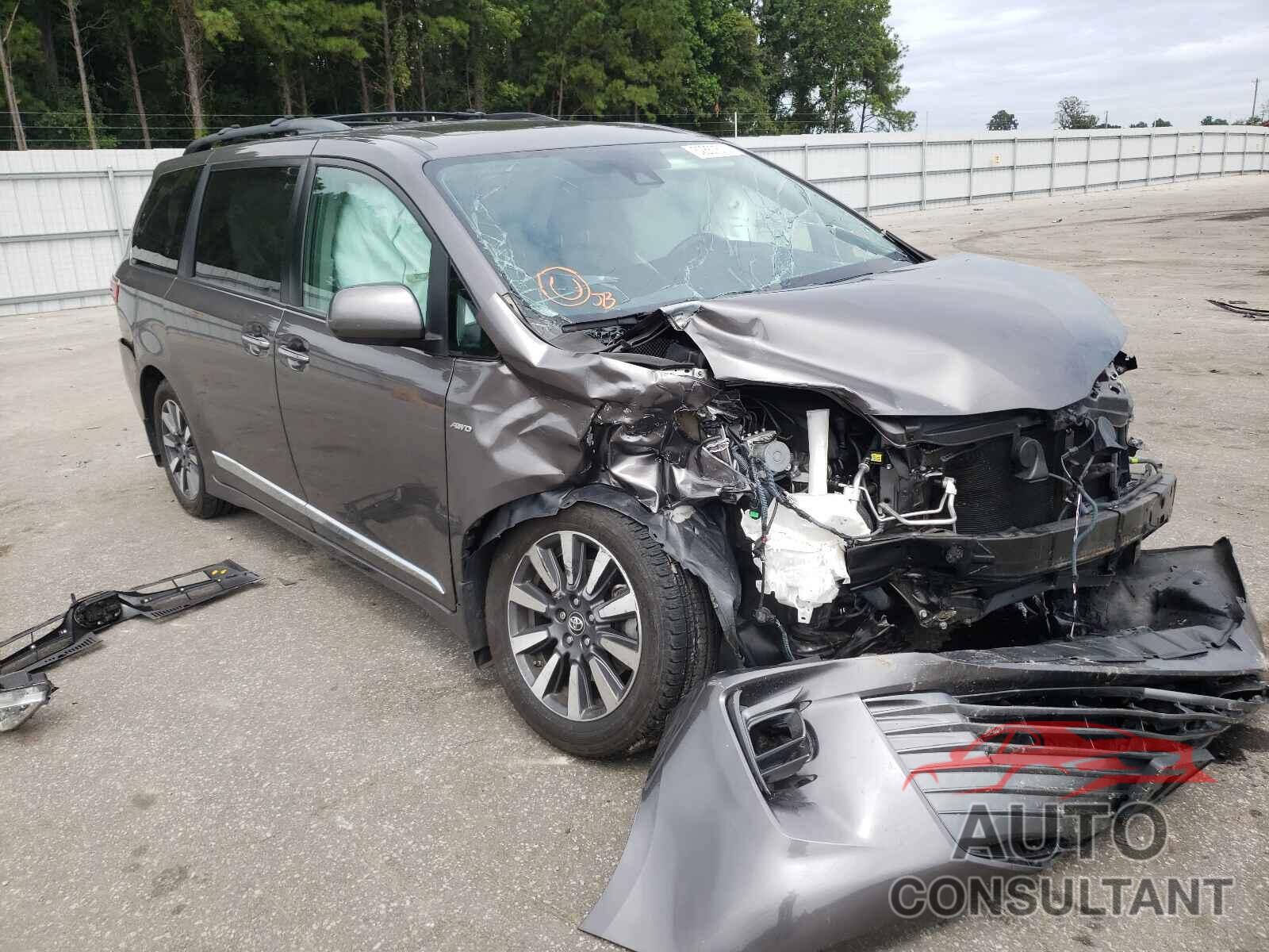 TOYOTA SIENNA 2018 - 5TDDZ3DC2JS196583