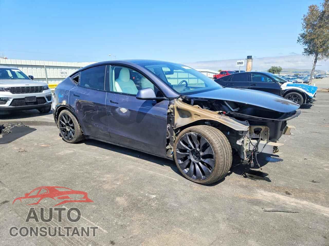 TESLA MODEL Y 2023 - 7SAYGDEE3PF902120