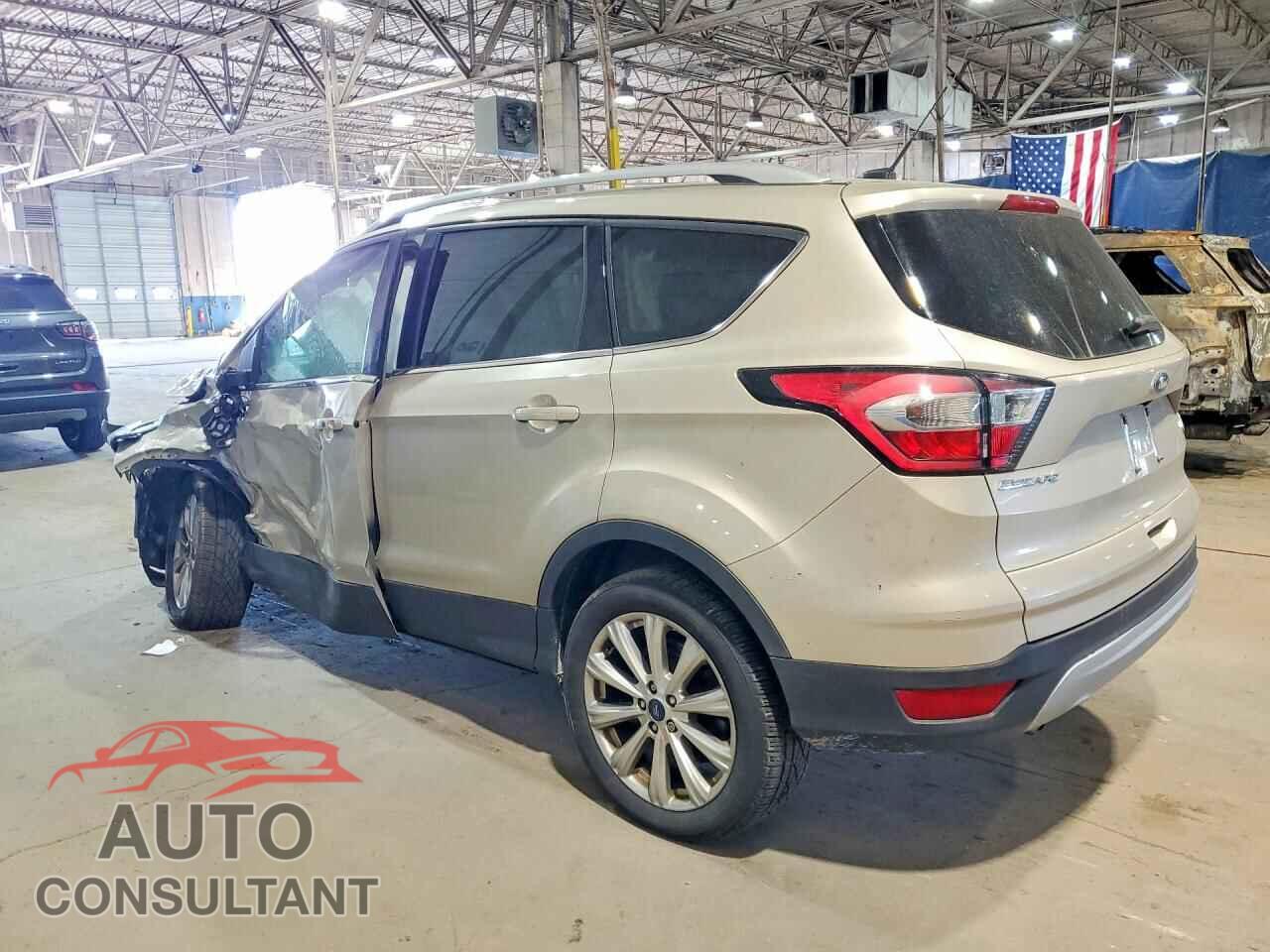 FORD ESCAPE 2017 - 1FMCU9J98HUC86425