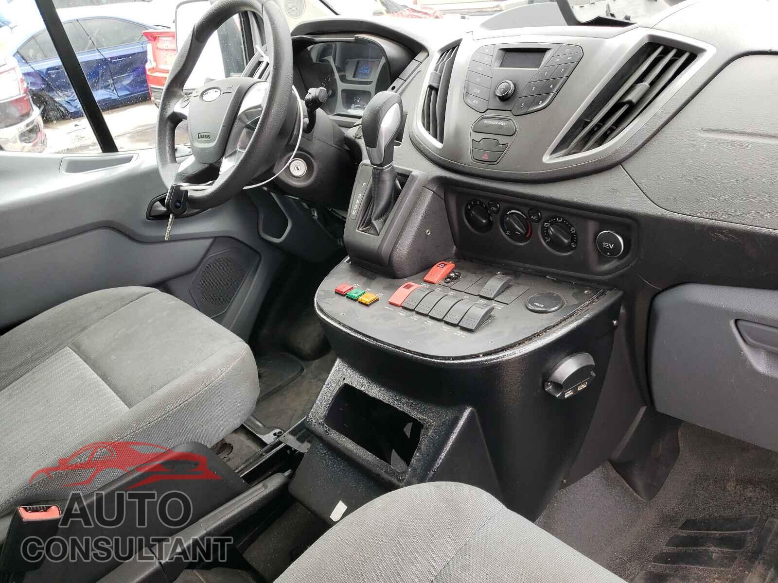 FORD TRANSIT CO 2016 - 1FDYR2CM8GKA86042