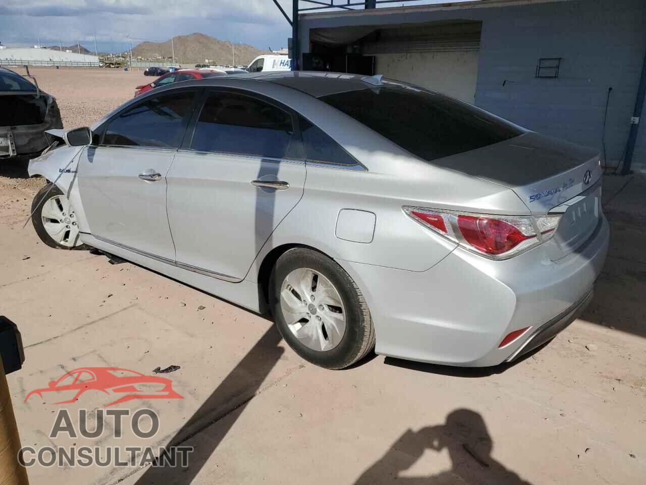 HYUNDAI SONATA 2014 - KMHEC4A42EA109871