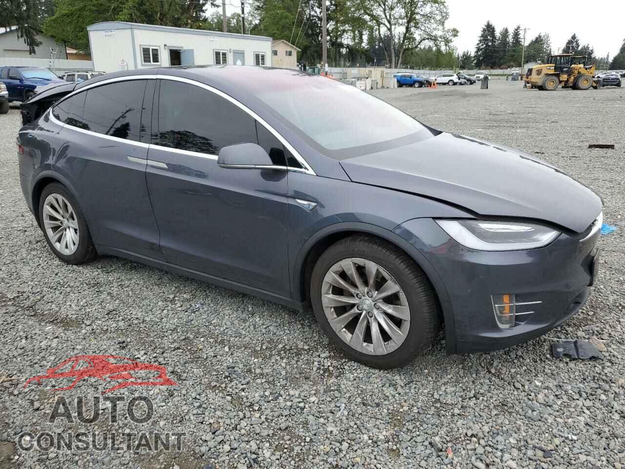 TESLA MODEL X 2016 - 5YJXCBE21GF004906