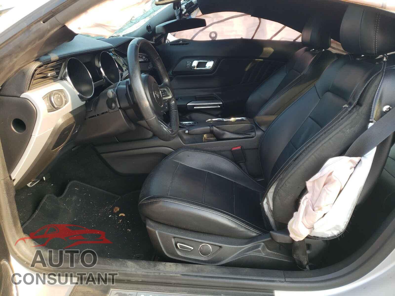 FORD MUSTANG 2017 - 1FA6P8TH2H5282779