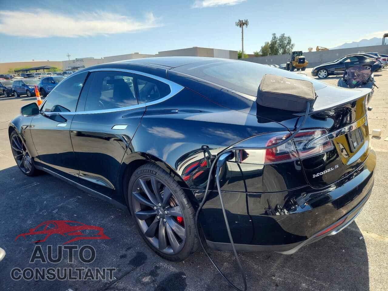 TESLA MODEL S 2014 - 5YJSA1H16EFP37530