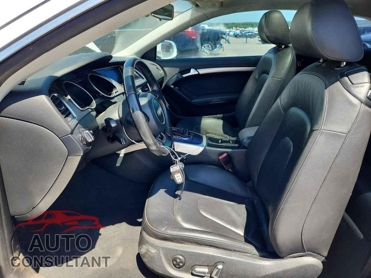 AUDI A5 2014 - WAUCFAFR7EA038041