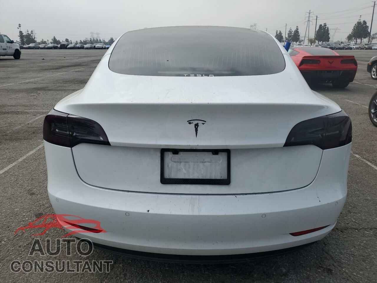 TESLA MODEL 3 2018 - 5YJ3E1EA5JF053673