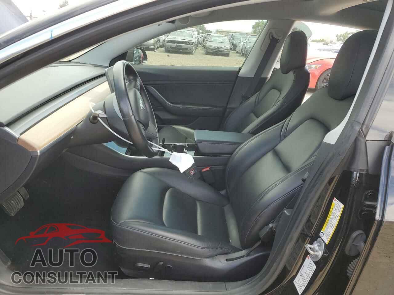 TESLA MODEL 3 2018 - 5YJ3E1EA8JF152097