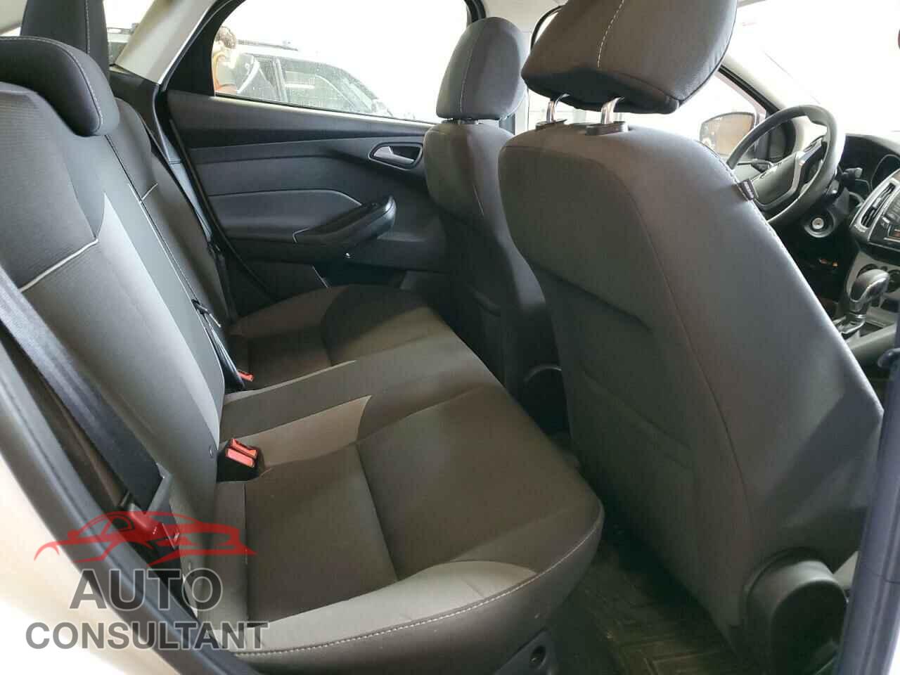 FORD FOCUS 2013 - 1FADP3F25DL258810
