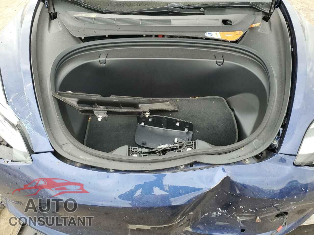 TESLA MODEL 3 2018 - 5YJ3E1EA9JF013144