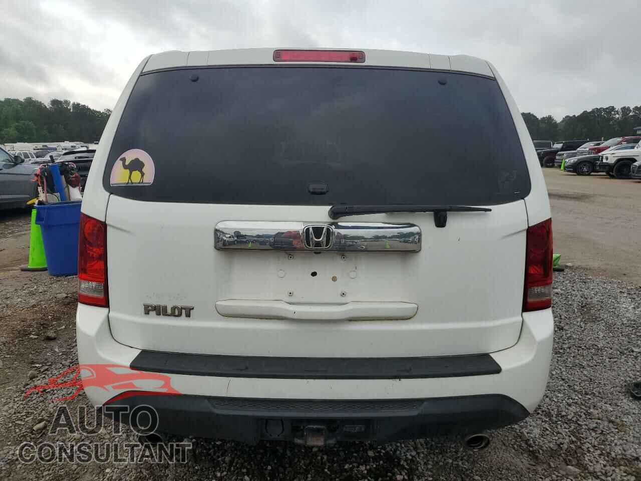 HONDA PILOT 2015 - 5FNYF3H53FB003617