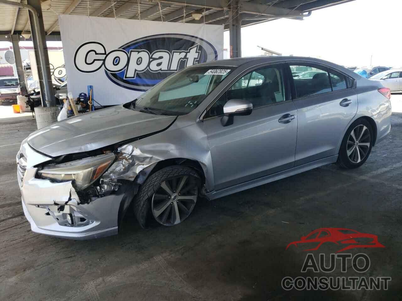 SUBARU LEGACY 2018 - 4S3BNAK61J3026074