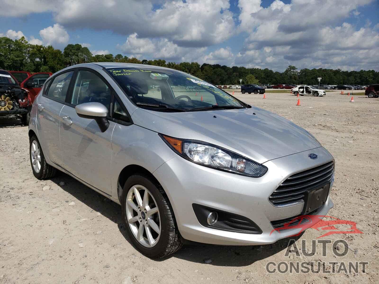 FORD FIESTA 2019 - 3FADP4EJ1KM137508