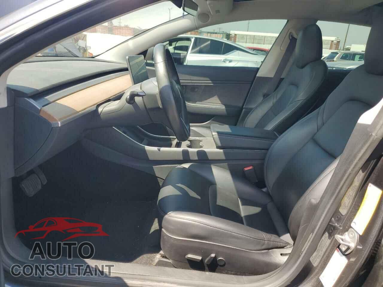 TESLA MODEL 3 2018 - 5YJ3E1EA1JF026809