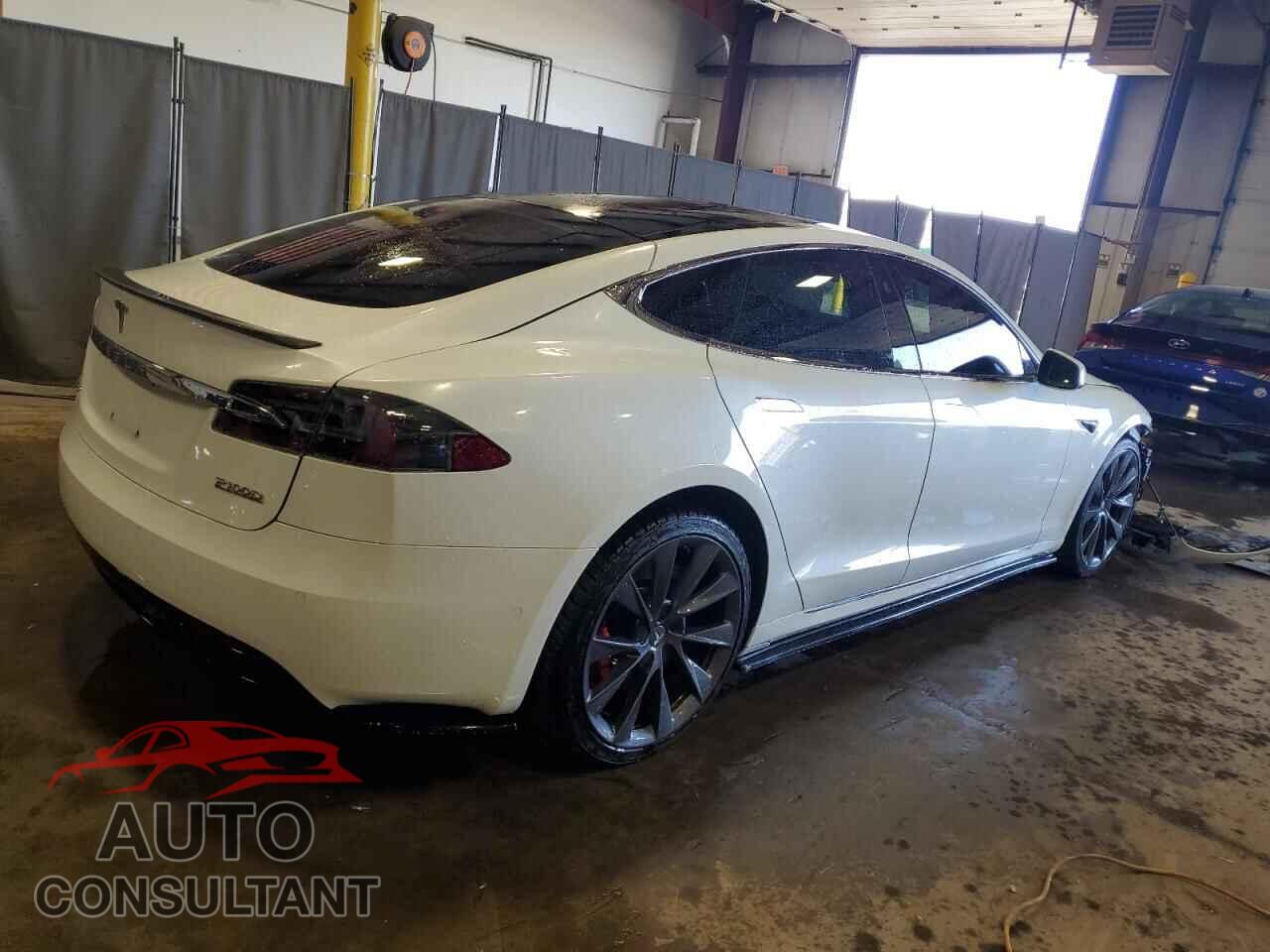 TESLA MODEL S 2018 - 5YJSA1E46JF293221