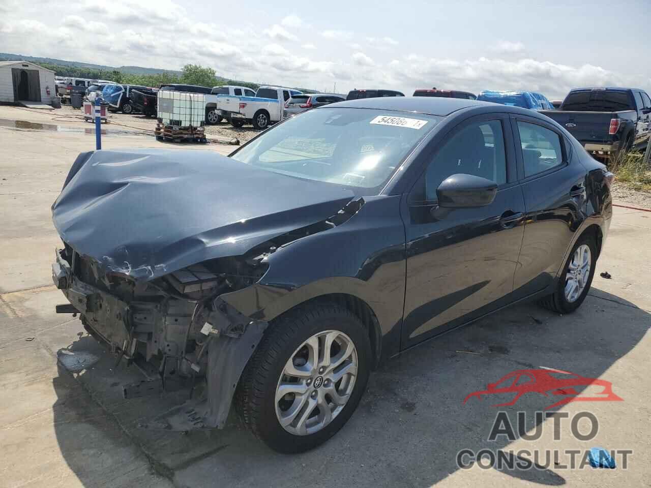 TOYOTA YARIS 2018 - 3MYDLBYV2JY306890