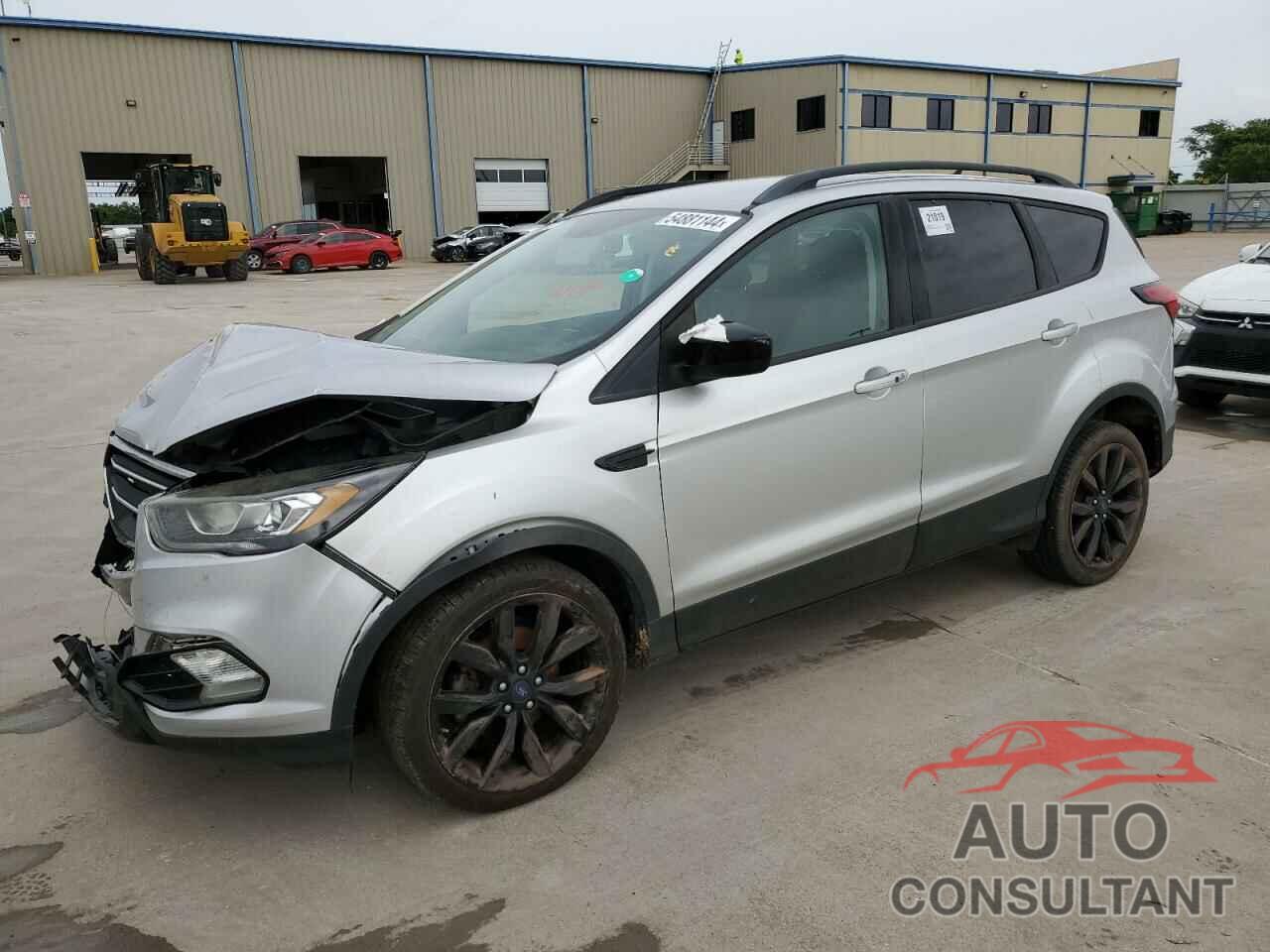 FORD ESCAPE 2019 - 1FMCU0GDXKUB10264