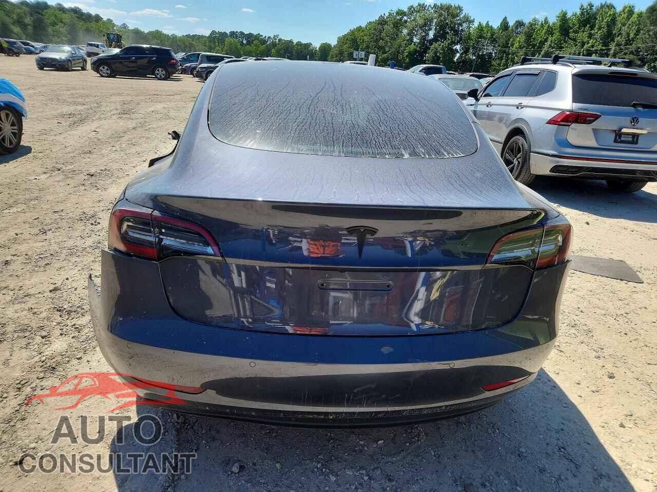 TESLA MODEL 3 2021 - 5YJ3E1EA0MF017541