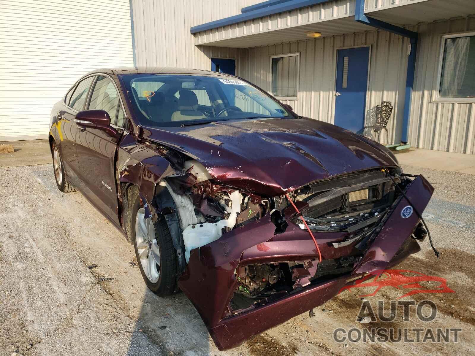FORD FUSION 2018 - 3FA6P0LU2JR126100