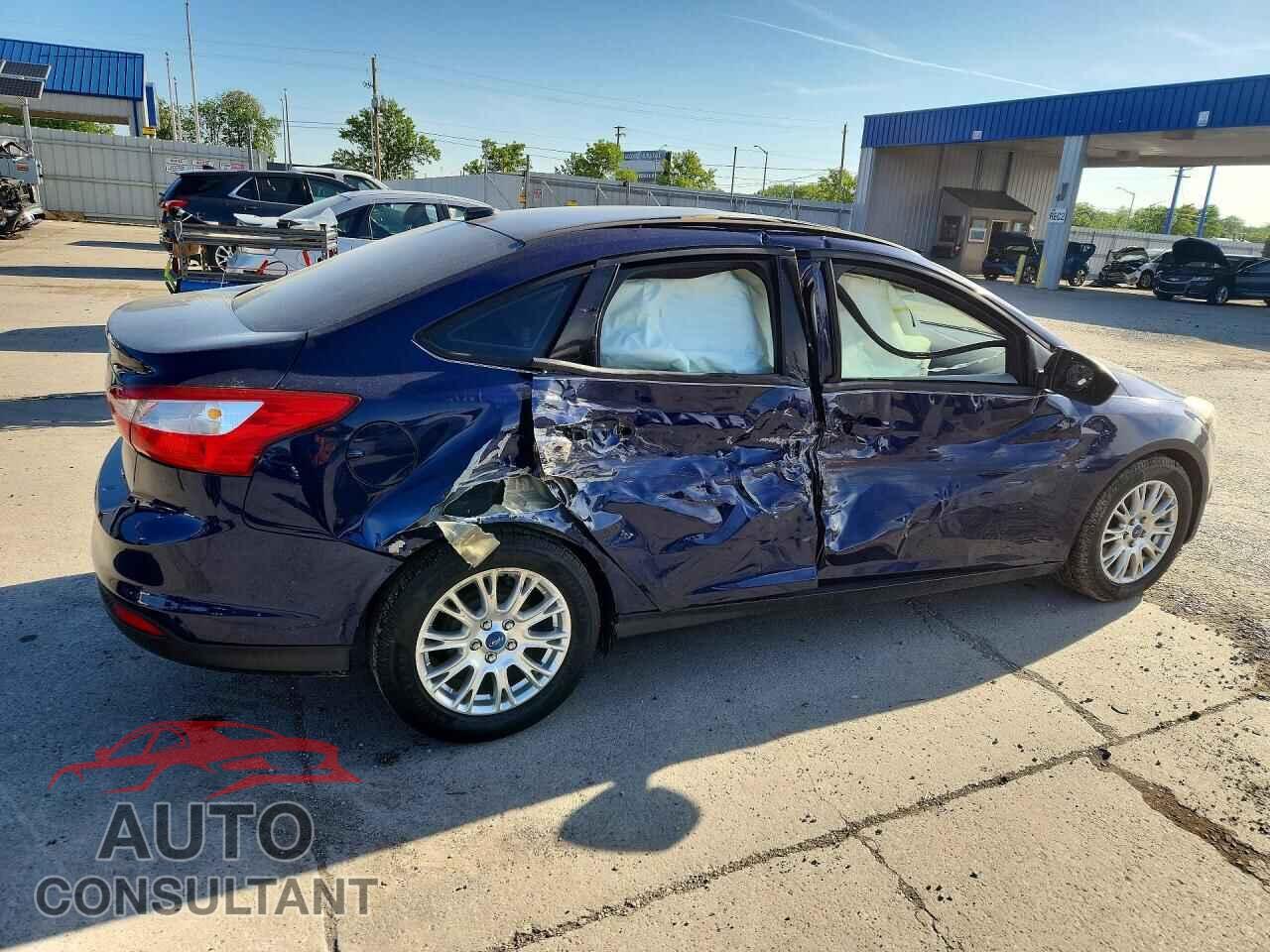 FORD FOCUS 2012 - 1FAHP3F22CL127723