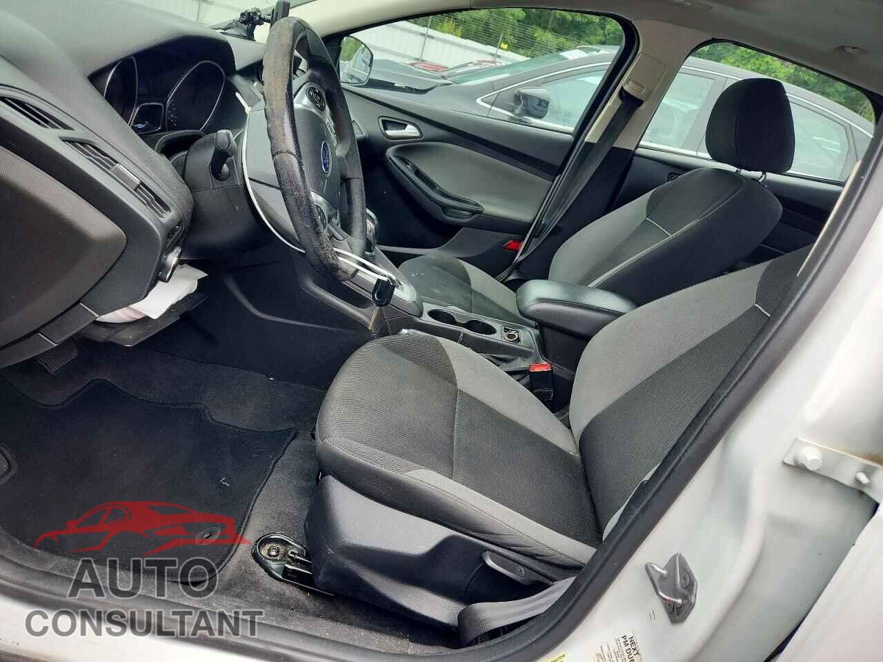 FORD FOCUS 2014 - 1FADP3F26EL260311