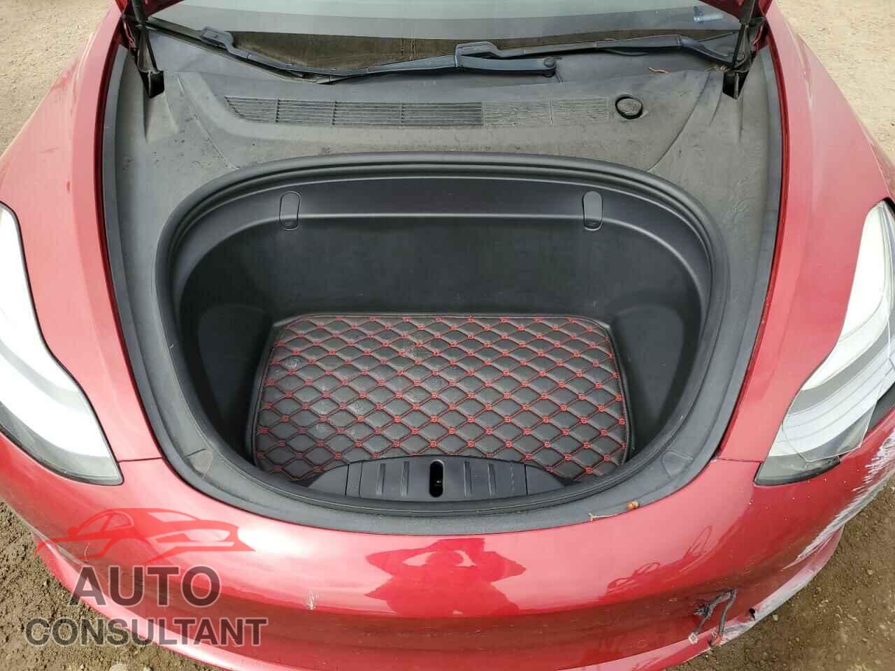 TESLA MODEL 3 2019 - 5YJ3E1EA7KF464008