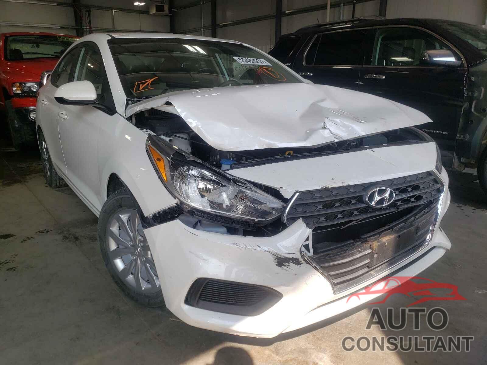 HYUNDAI ACCENT 2018 - 3KPC24A38JE006886
