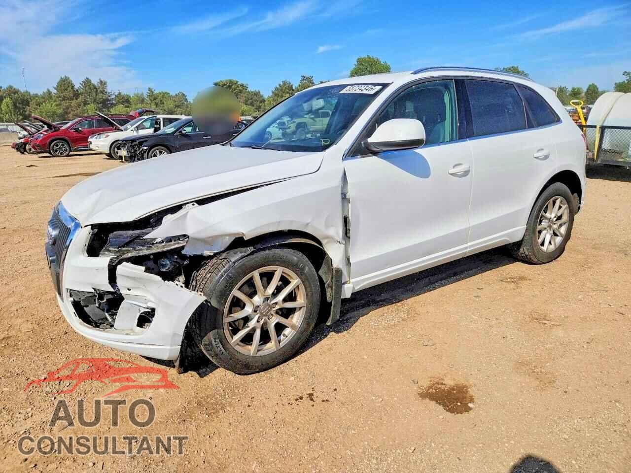 AUDI Q5 2011 - WA1LFAFP1BA074380