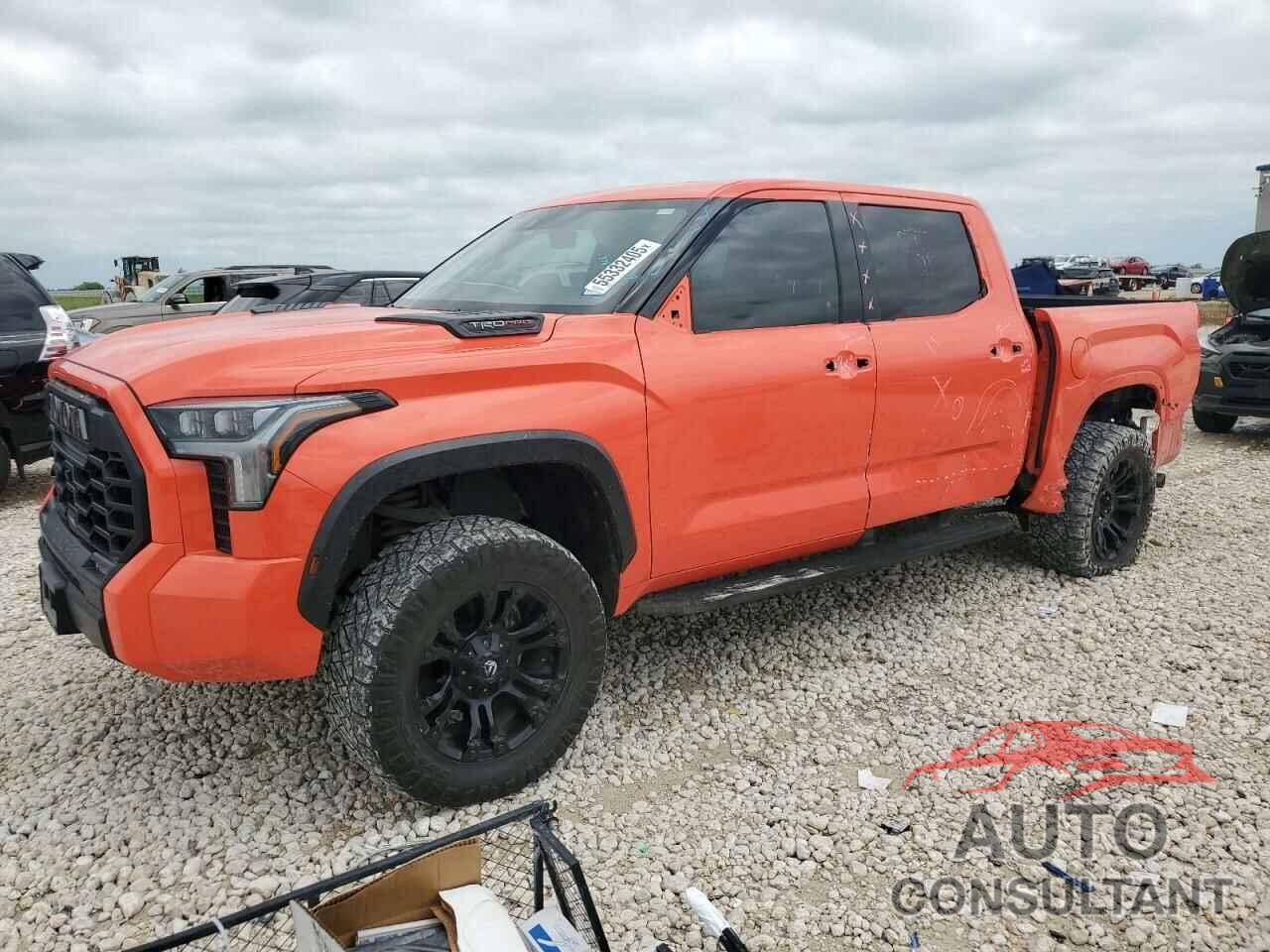 TOYOTA TUNDRA 2023 - 5TFPC5DB7PX015384
