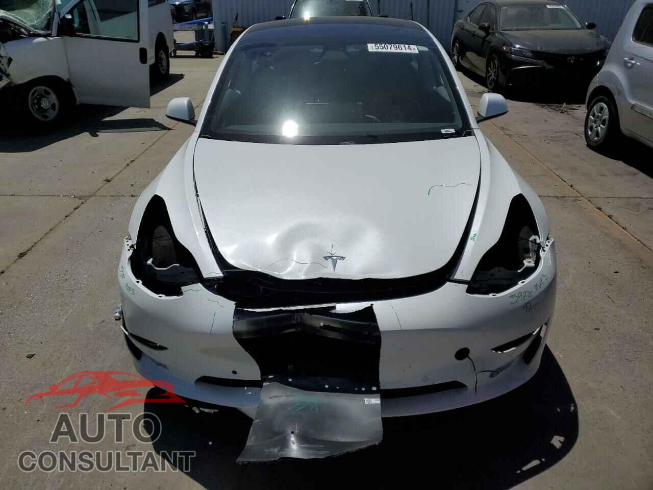 TESLA MODEL 3 2021 - 5YJ3E1EA5MF009483