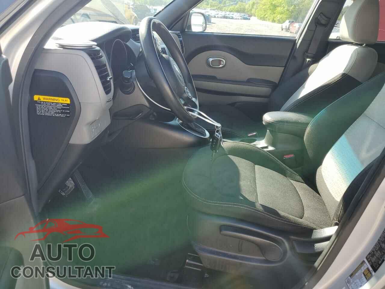 KIA SOUL 2015 - KNDJP3A59F7750914