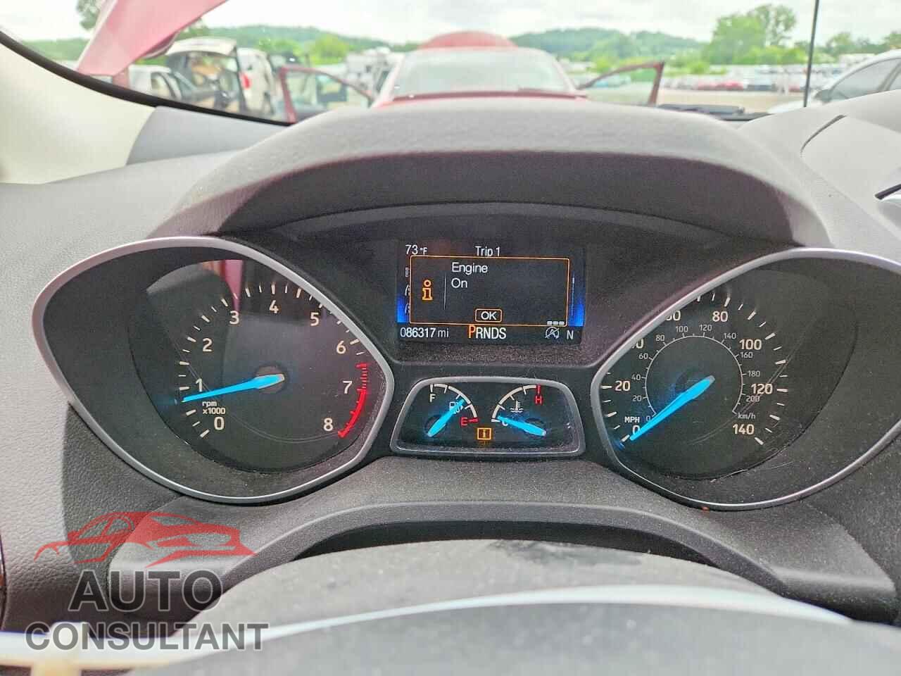 FORD ESCAPE 2017 - 1FMCU9JD7HUB77992