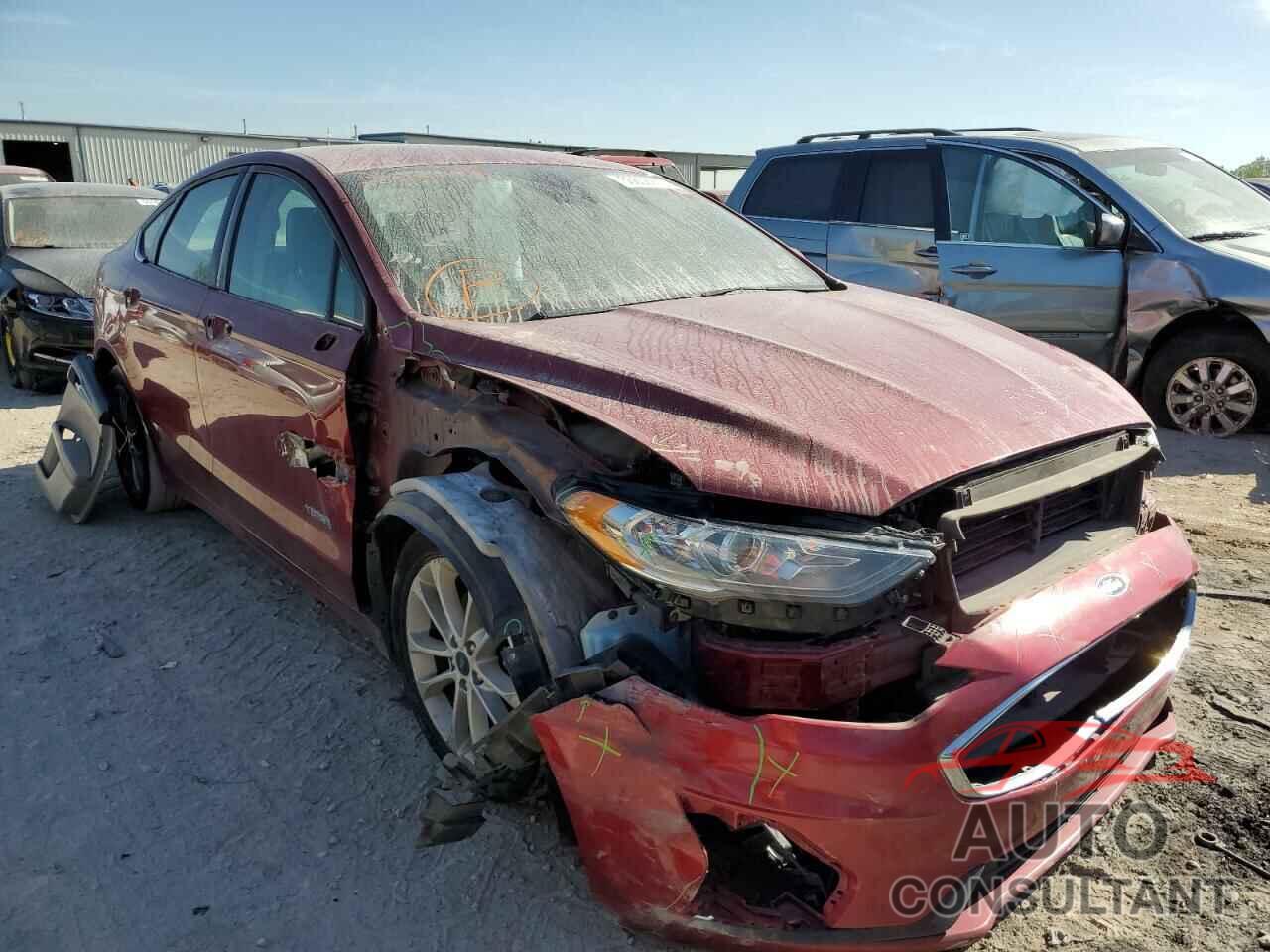 FORD FUSION 2019 - 3FA6P0LU0KR256541