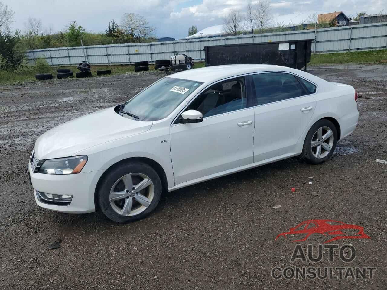 VOLKSWAGEN PASSAT 2015 - 1VWAT7A38FC110103