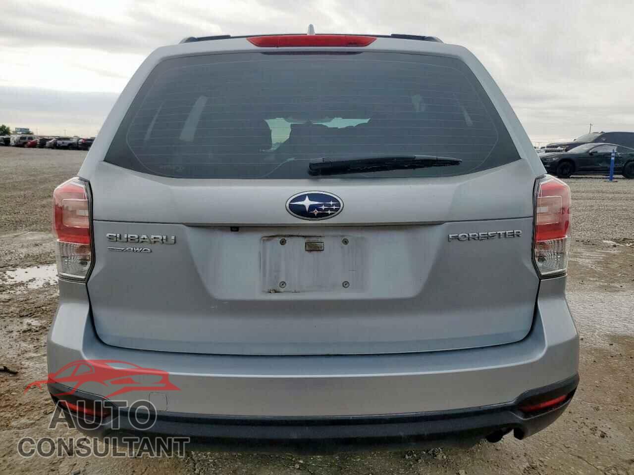 SUBARU FORESTER 2018 - JF2SJABC6JH531663