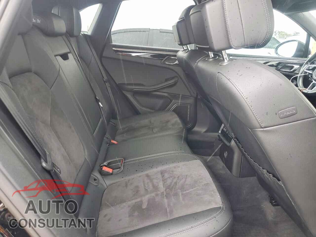 PORSCHE MACAN 2017 - WP1AA2A56HLB08039