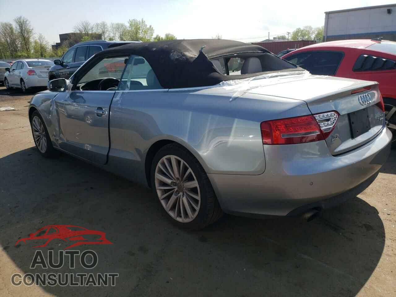 AUDI A5 2011 - WAULFAFH2BN018775