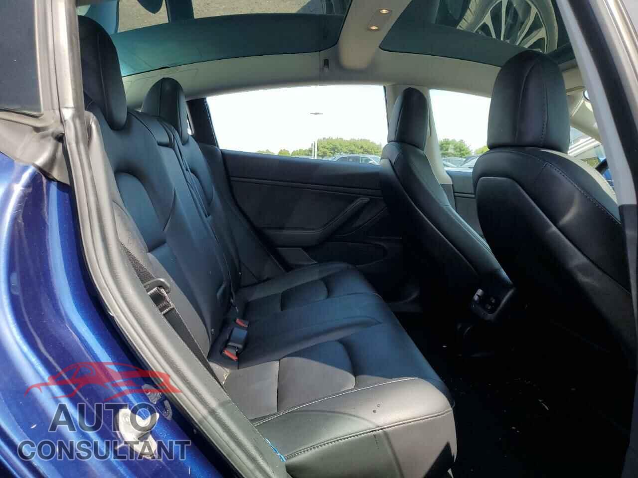 TESLA MODEL 3 2018 - 5YJ3E1EA9JF164288