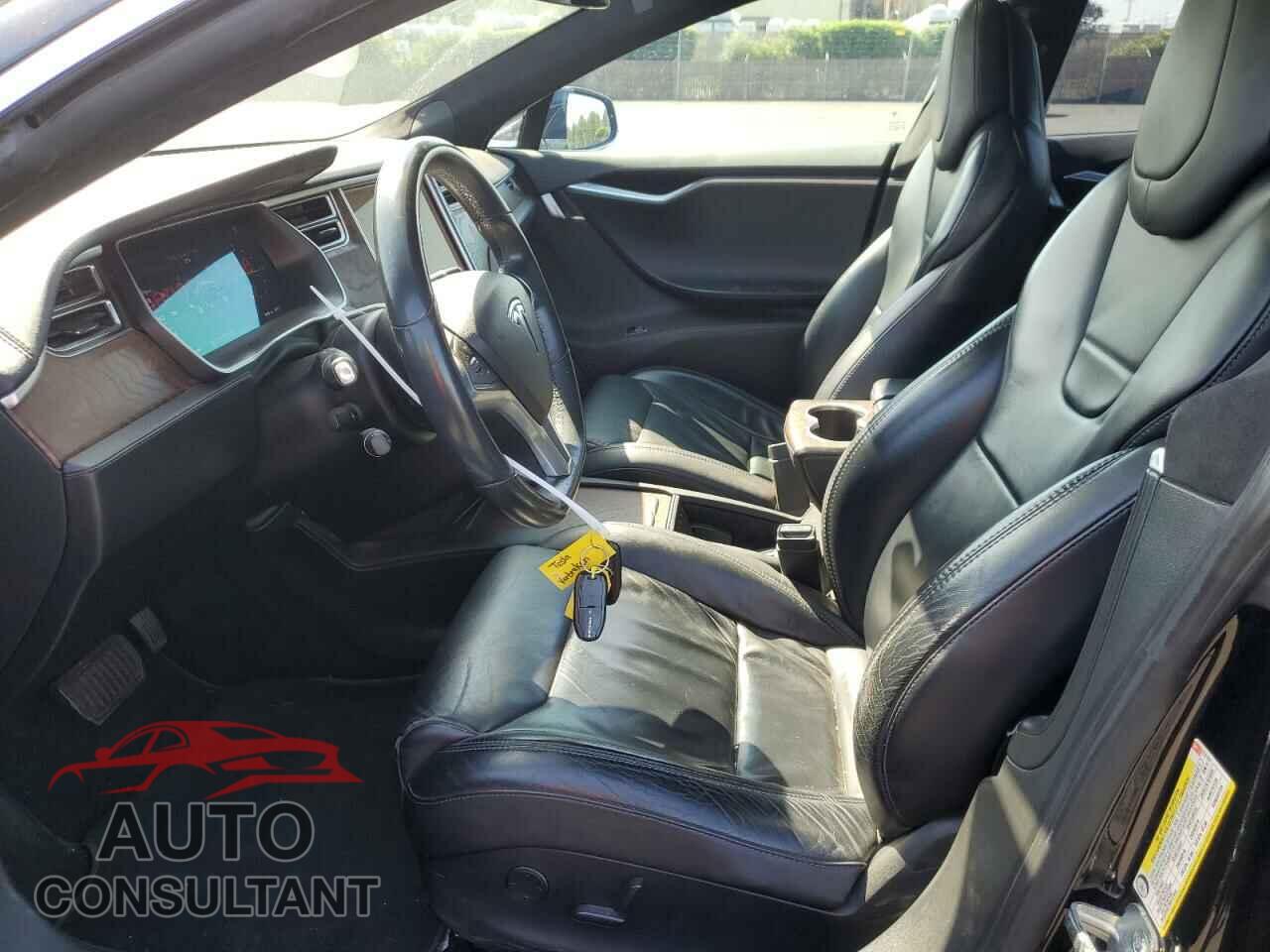TESLA MODEL S 2017 - 5YJSA1E15HF212127
