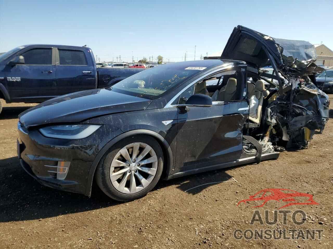 TESLA MODEL X 2016 - 5YJXCBE25GF018405