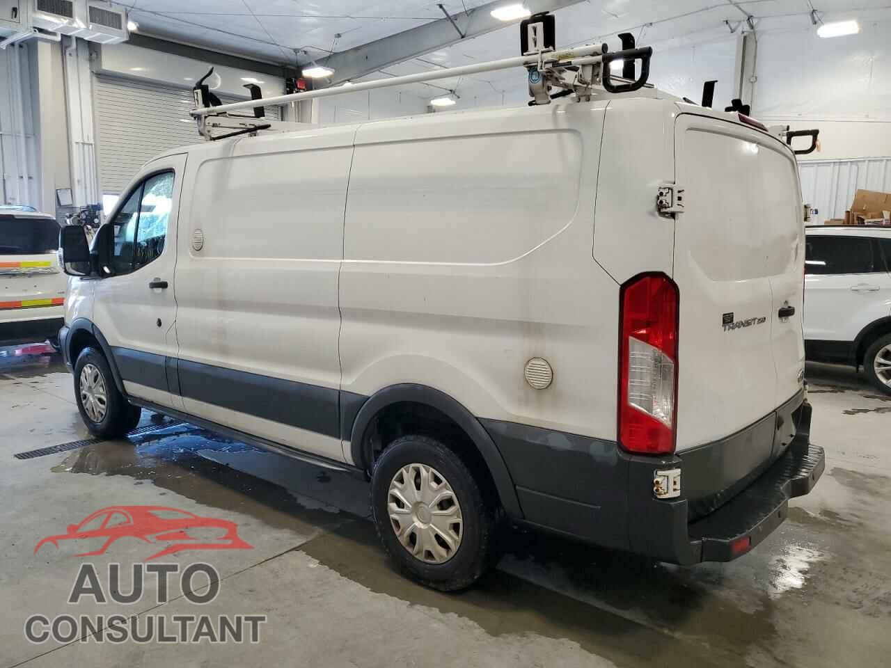 FORD TRANSIT 2016 - 1FTYR1YM7GKA33906