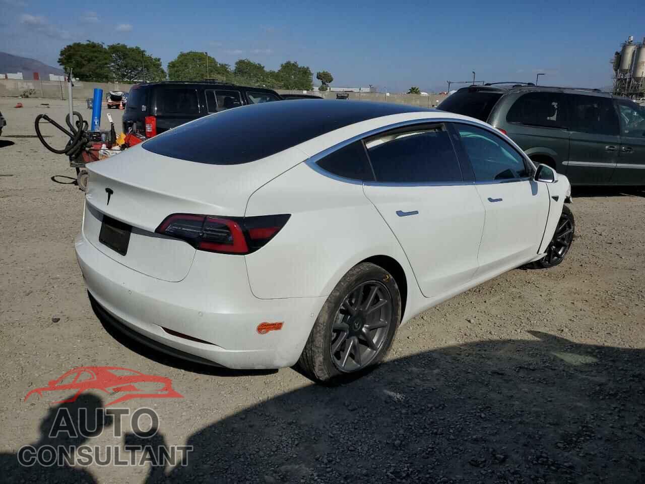 TESLA MODEL 3 2020 - 5YJ3E1EA7LF590791