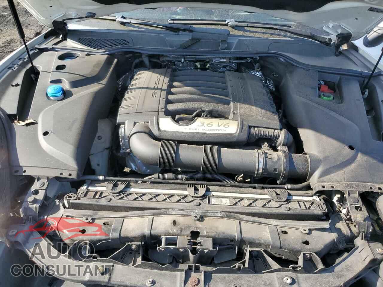 PORSCHE CAYENNE 2017 - WP1AA2A22HKA91722